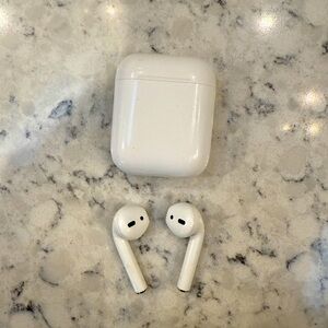 Apple AirPods 2